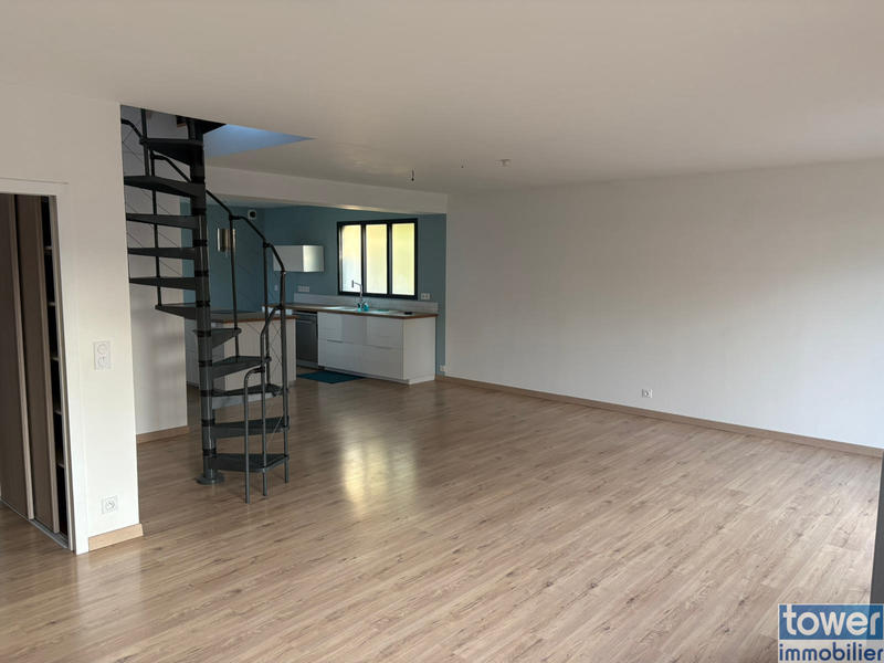 Maison - 120 m² - 4 pièces