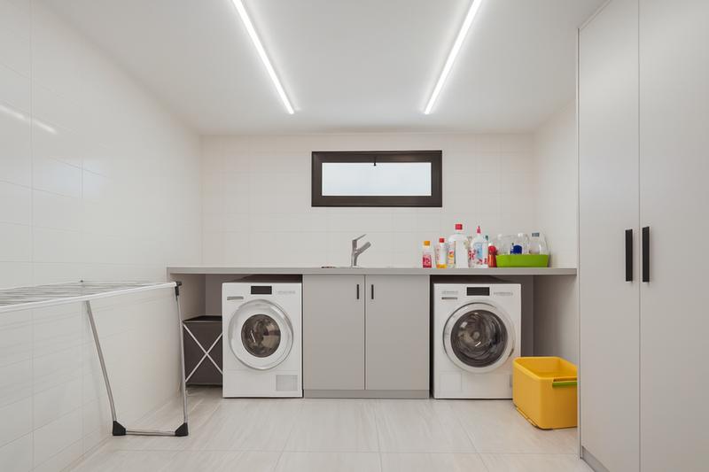 Maison - 254 m² - 7 pièces