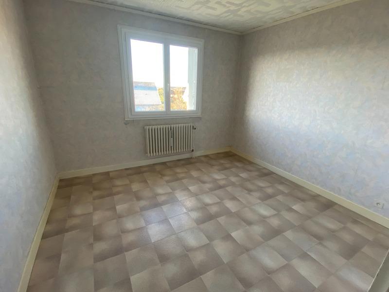 Maison - 89 m² - 6 pièces