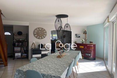 Maison - 140 m² - 6 pièces