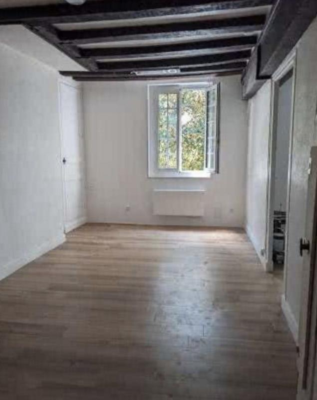 Appartement ancien - 24 m² - 1 pièce