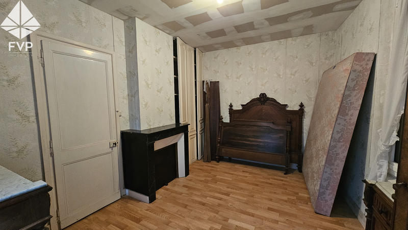 Maison - 95 m² - 6 pièces