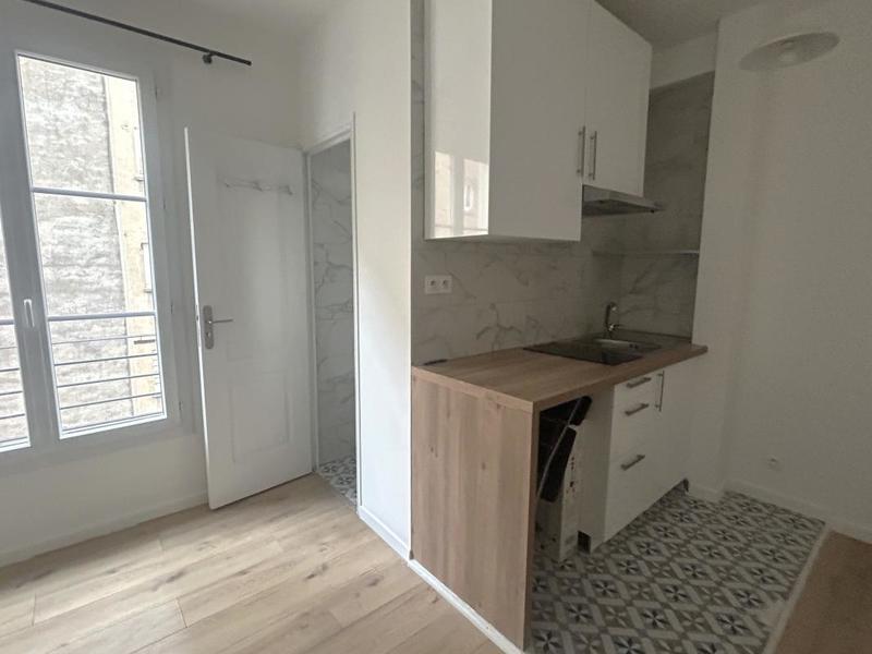 Studio - 17 m² - 2 pièces