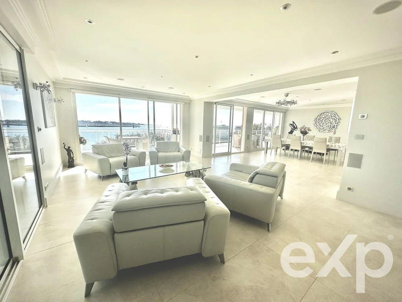 Appartement - 161 m² - 4 pièces