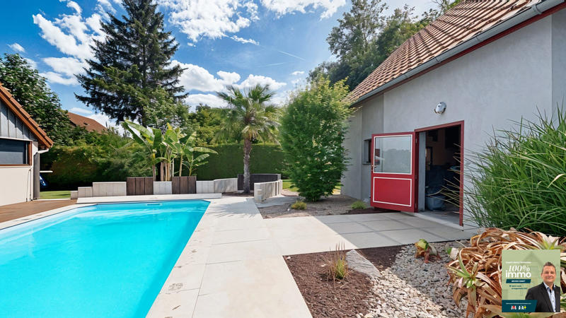 Maison - 196 m² - 7 pièces