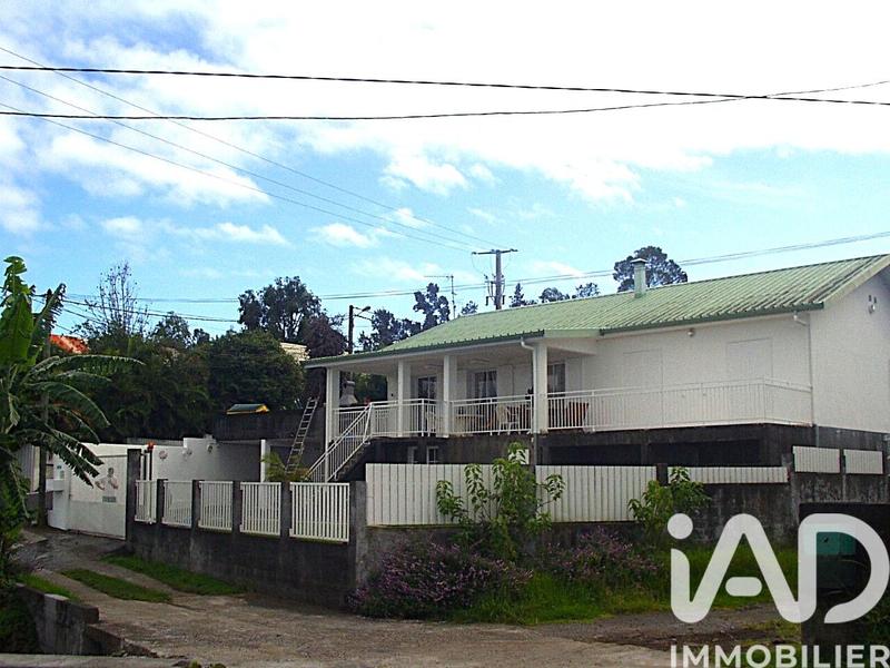 Maison - 140 m² - 5 pièces