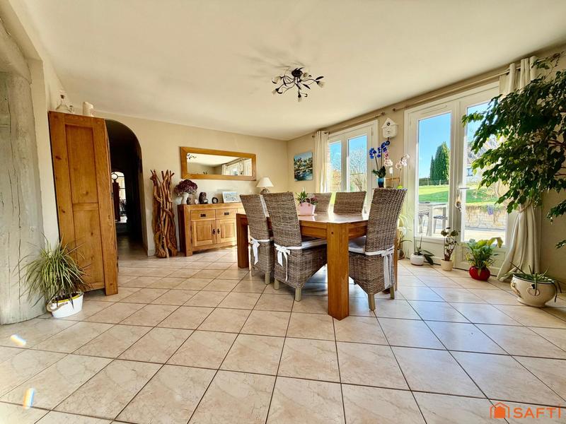 Maison - 105 m² - 5 pièces