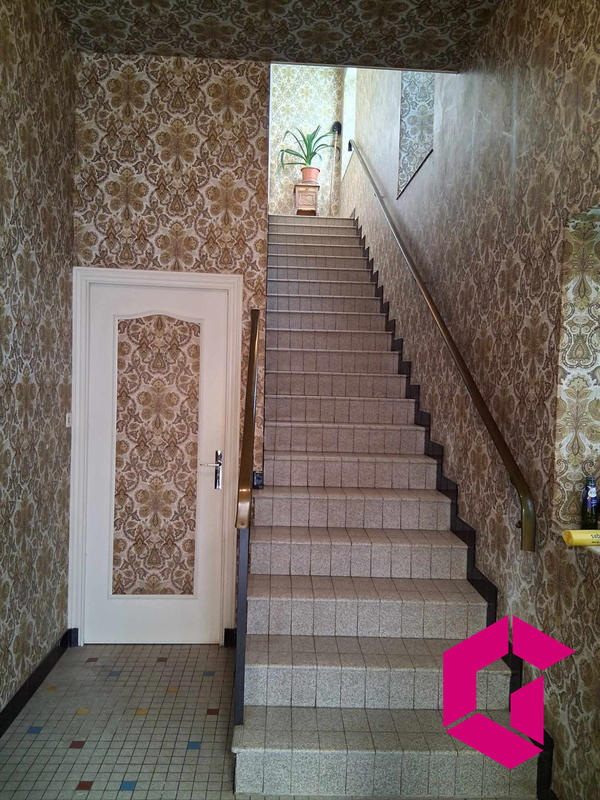 Maison traditionnelle - 186 m² - 5 pièces