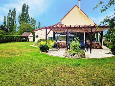 Maison - 143 m² - 7 pièces