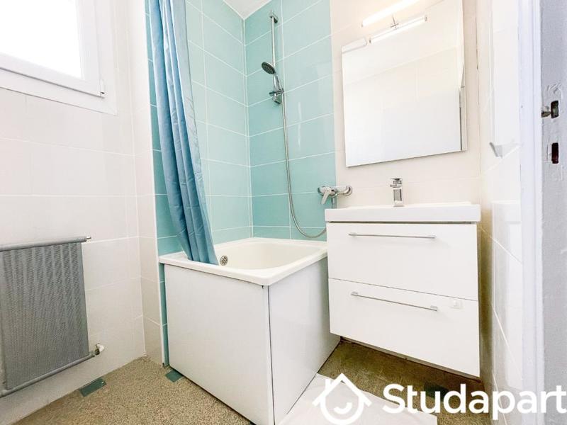 Appartement - 70 m² - 4 pièces