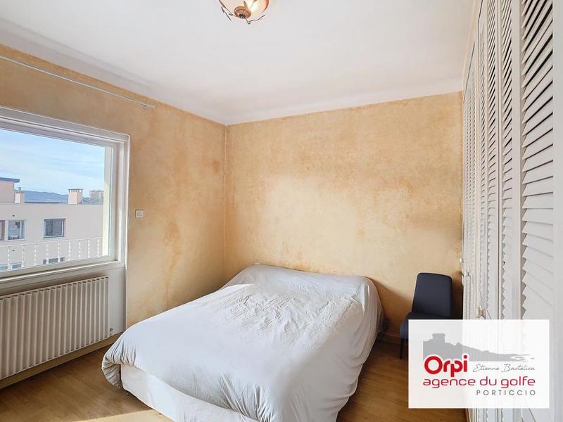 Appartement - 87 m² - 4 pièces