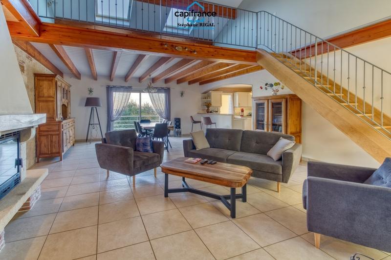 Propriété - 155 m² - 6 pièces