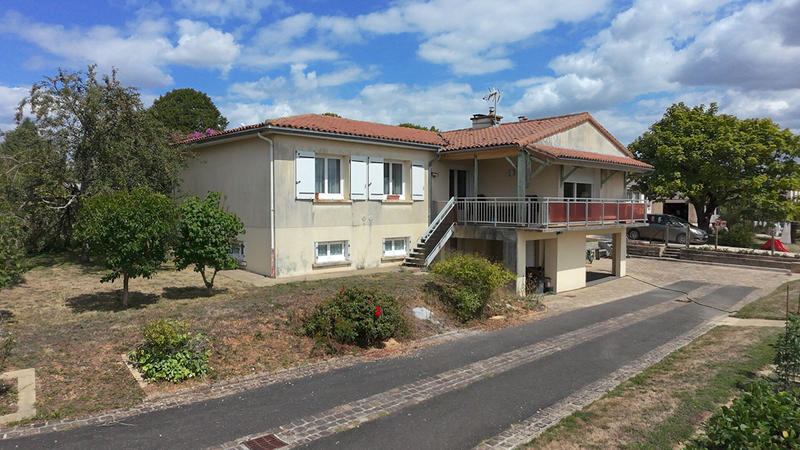 Maison - 159 m² - 6 pièces