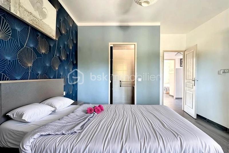 Villa - 145 m² - 6 pièces