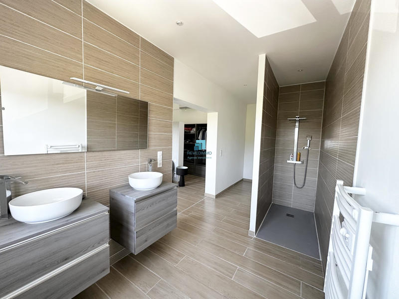 Maison ancienne - 285 m² - 10 pièces