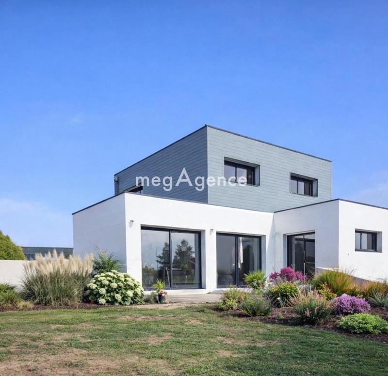 Maison - 130 m² - 7 pièces