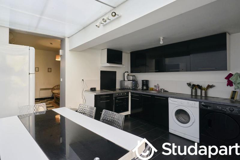 Chambre - 10 m² - 1 pièce