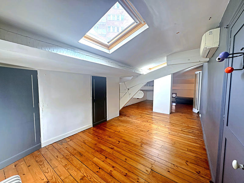 Appartement - 100 m² - 4 pièces