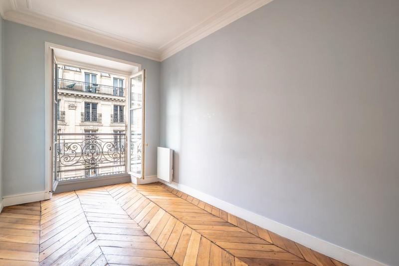 Appartement - 120 m² - 6 pièces