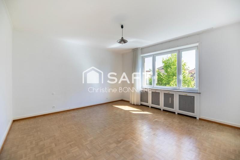 Appartement - 94 m² - 5 pièces