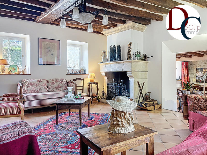 Maison - 226 m² - 8 pièces