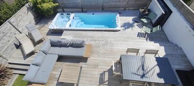 Maison - 104 m² - 4 pièces