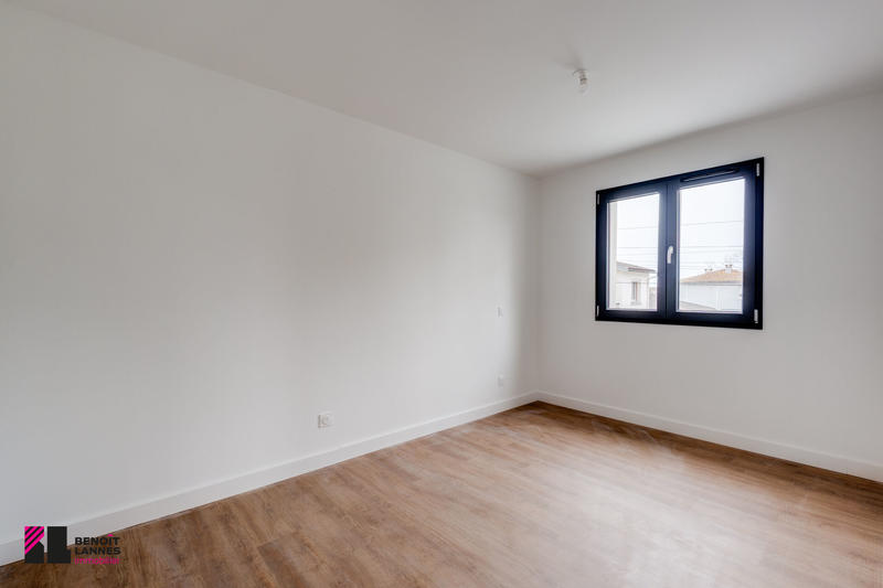 Maison - 94 m² - 5 pièces