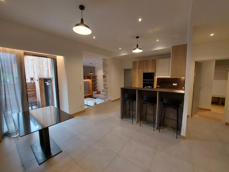 Appartement - 102 m² - 4 pièces