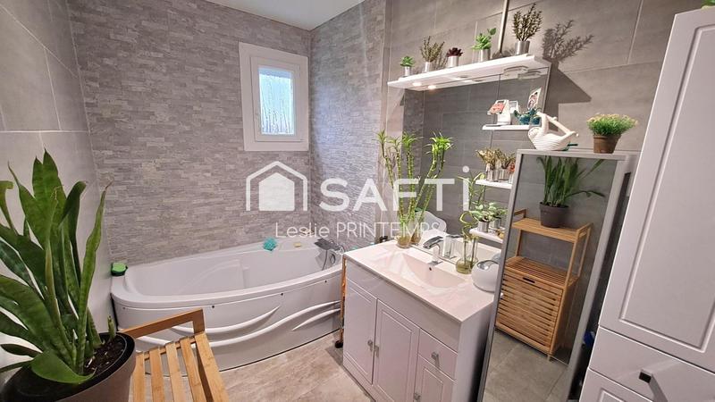 Maison - 92 m² - 5 pièces