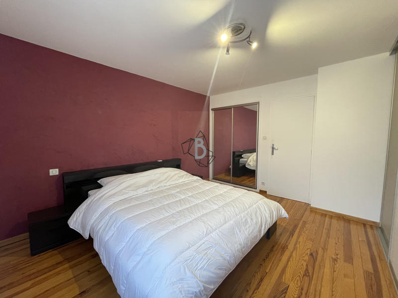 Appartement - 74 m² - 2 pièces