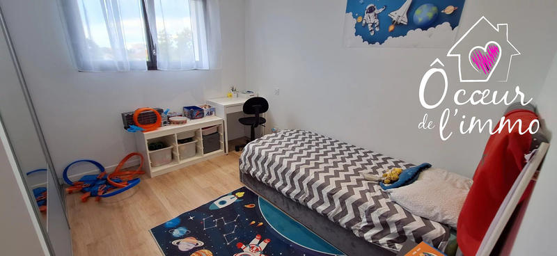 Maison - 142 m² - 8 pièces