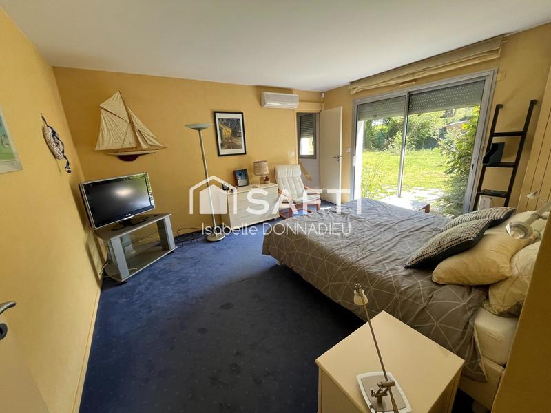 Maison - 298 m² - 10 pièces