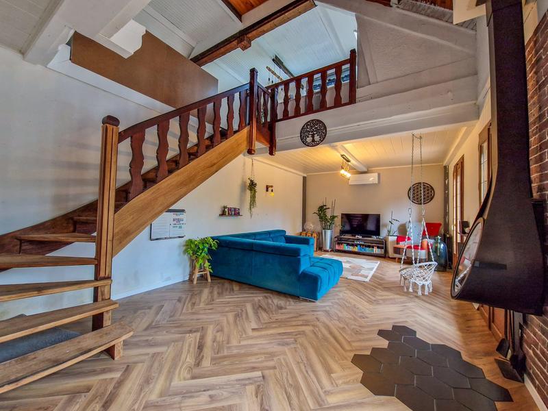 Maison - 194 m² - 8 pièces