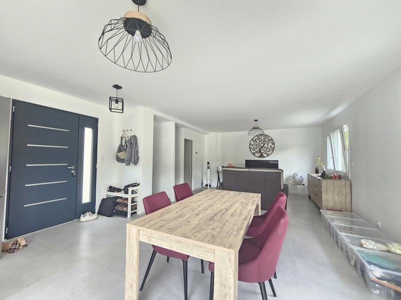 Maison - 84 m² - 4 pièces