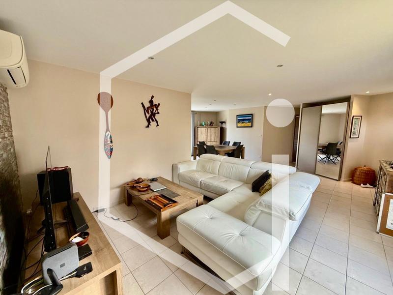 Maison - 107 m² - 5 pièces