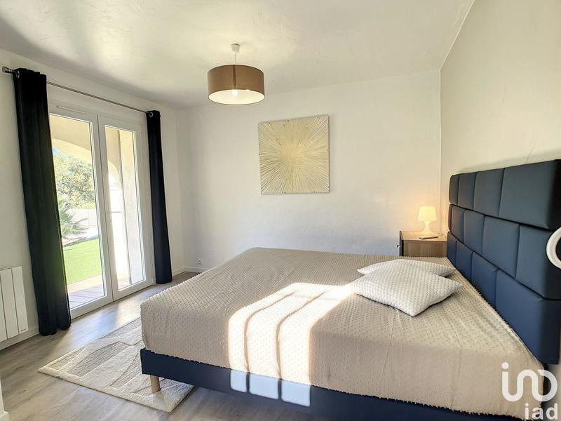 Maison - 187 m² - 8 pièces