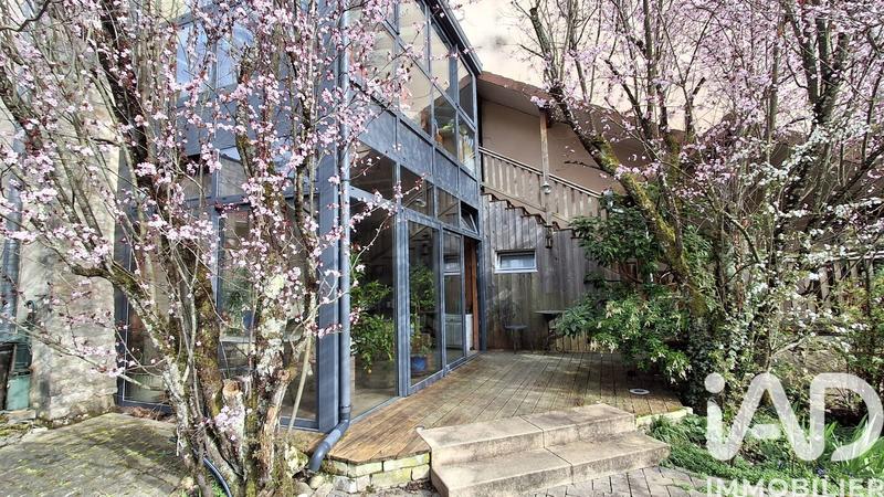 Maison - 168 m² - 6 pièces