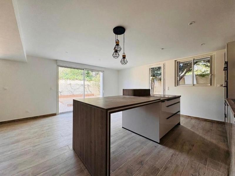 Maison - 137 m² - 5 pièces