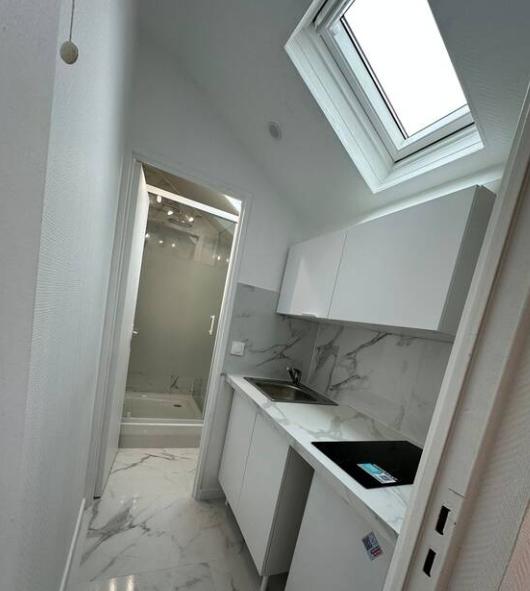 Studio - 28 m² - 1 pièce