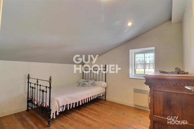 Maison - 200 m² - 9 pièces