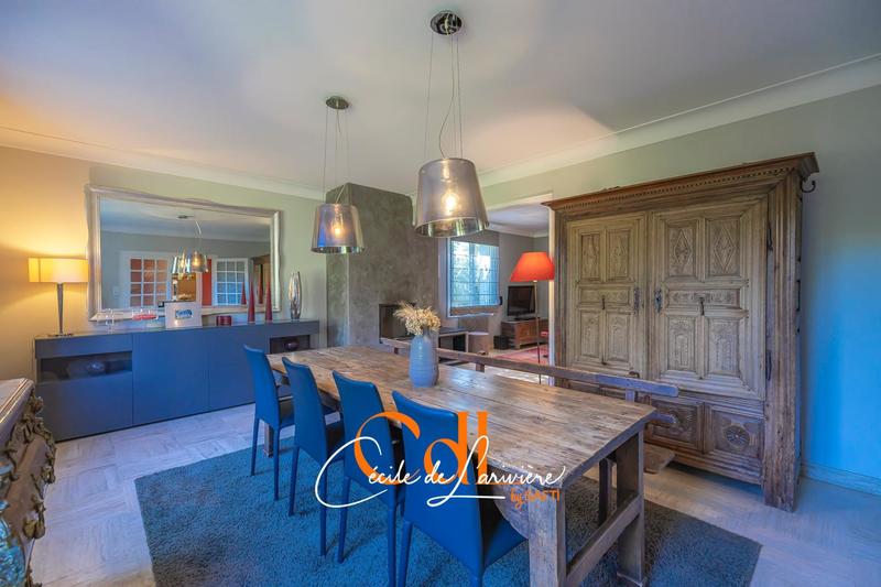 Maison - 167 m² - 7 pièces