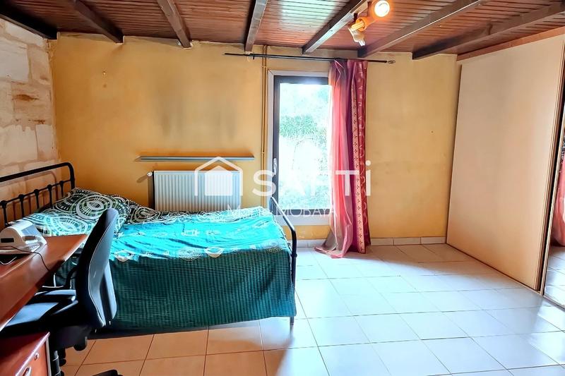 Maison - 250 m² - 10 pièces