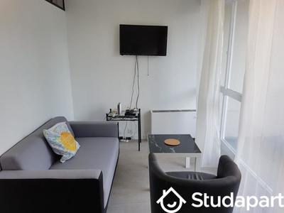 Chambre - 9 m² - 1 pièce