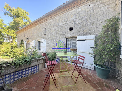 Maison - 273 m² - 8 pièces