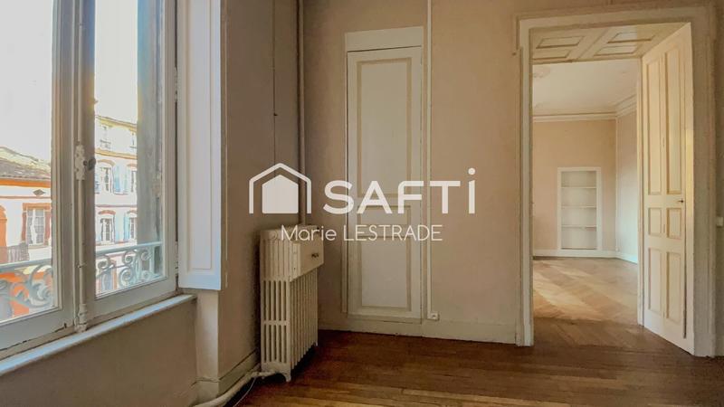 Appartement - 241 m² - 8 pièces