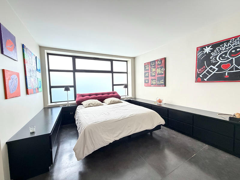 Loft - 397 m² - 6 pièces