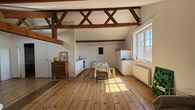 Appartement bourgeois - 76 m² - 3 pièces