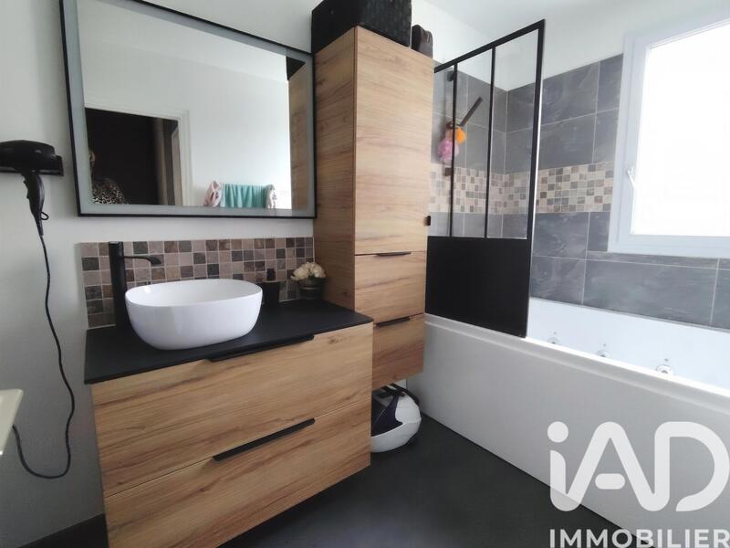 Maison - 110 m² - 6 pièces