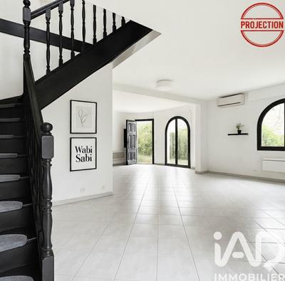 Maison - 169 m² - 5 pièces