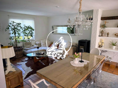 Maison - 98 m² - 5 pièces